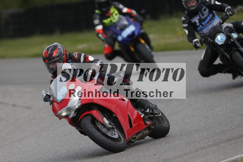 /09 19.04.2026  Caremotion get faster ADR/Gruppe gruen/42